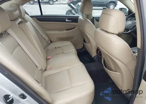 2012 Hyundai Genesis 3.8 z USA, uszkodzony, nr VIN KMHGC4DD5CU167974